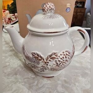 Vintage Cracker Barrel Christmas traditions white pine teapot